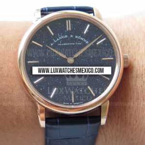 A. Lange & Sohne Saxonia Thin Laminado en Oro Rosa de 18k Mejor Edición Dial Azul con Correa de Cuero Azul