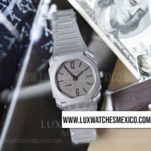 Bvlgari Octo Finissimo Automatique Titanio Mejor Edición Dial Gris Claro con Pulsera de Titanio