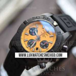 Breitling Chronomat 44 de Acero Laminado en PVD Mejor Edición Dial Amarillo con Correa de Caucho Negro