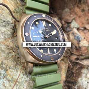 Panerai Luminor Submersible PAM968 Mejor Edición Dial Marrón con Correa de Caucho verde
