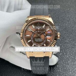 Rolex Sky-Dweller 42 caratula cafe con laminas oro rosa 18K maquina 9001 ultima version oysterflex
