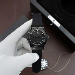 Hublot Classic Fusion 42 mm caratula negra ceramica mejor versión
